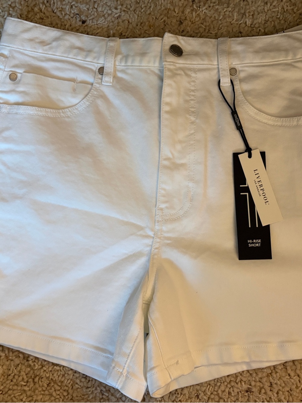 Liverpool High-Rise White Shorts